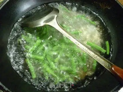 Make Shrimp with beans step 3