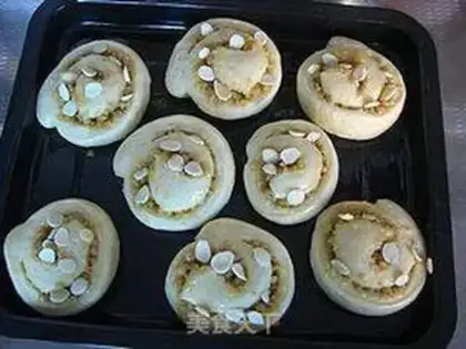 Make Soufflé almond bread step 7