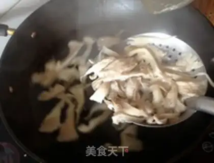 Make The mushrooms step 1