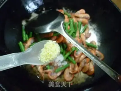 Make Shrimp with beans step 8
