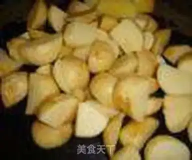 Make Pelican potatoes step 1