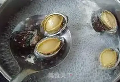 Make Five flowers for abalone step 1