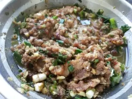 Make Pork and cabbage step 0