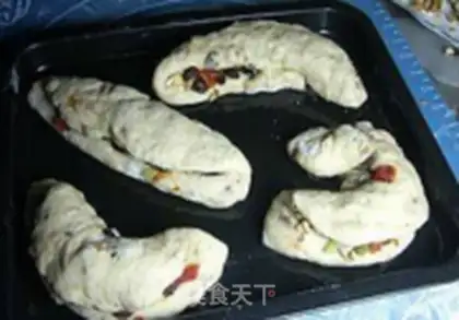 Make Stellen bread step 13