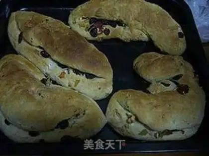 Make Stellen bread step 14