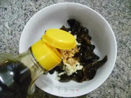 Make Garlic muzzles step 7