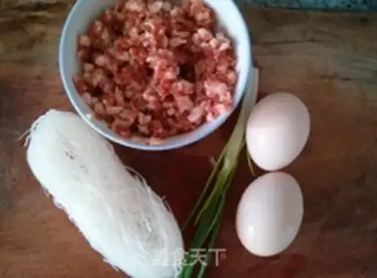 Make Pork fan egg rolls step 0