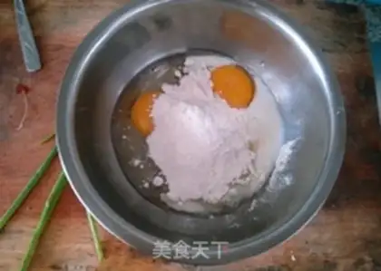 Make Pork fan egg rolls step 1