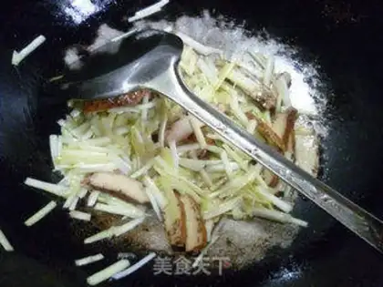 Make The sprouts are fried step 5