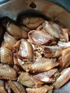 Make Hot chicken wings step 0