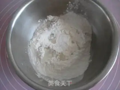 Make Flour-fried rice cake step 1