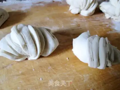 Make Pretzel rolls step 8