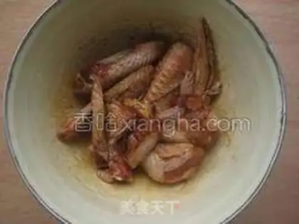 Make Swiss chicken wings step 1