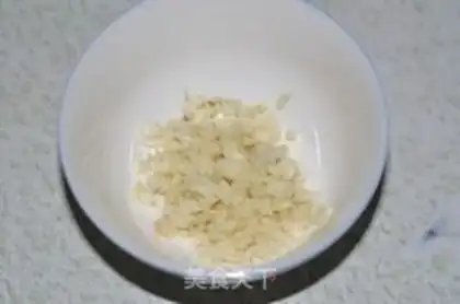 Make A gin and garlic fan doll step 3