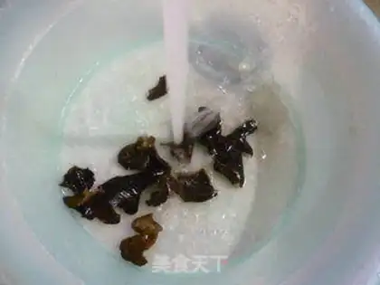 Make Black Muer Poon Soup step 1