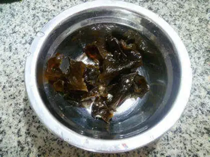 Make Black Muer Poon Soup step 2