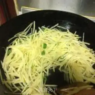 Make Spicy potatoes step 3