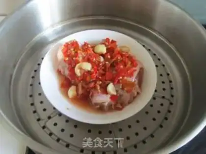 Make Pepper chopping chicken legs step 5