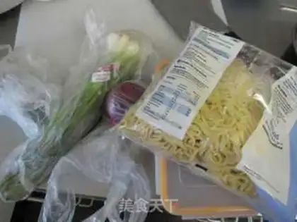 Make Fried noodles step 0