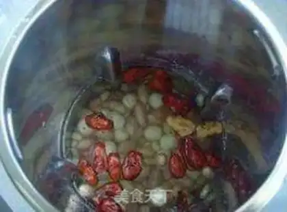 Make "Red-tree has soy sauce." step 2