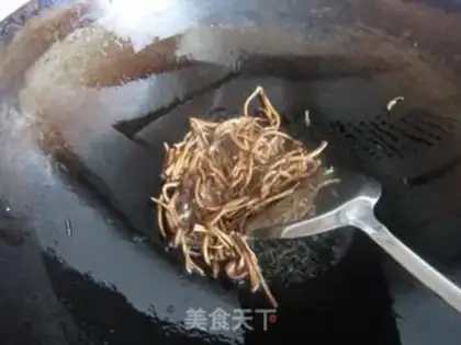 Make Tea mushroom powder step 4