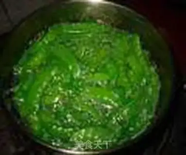 Make Chicken fried Dutch beans step 2