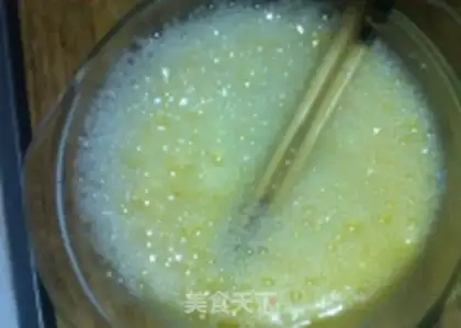 Make Cracking eggs step 1