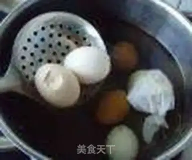 Make Five spicy tea eggs step 2