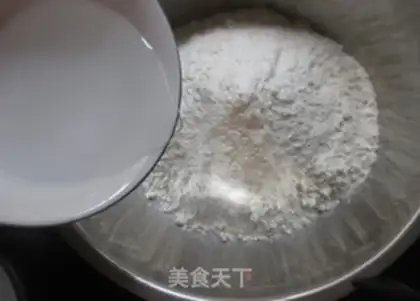 Make Hot dry noodles step 1