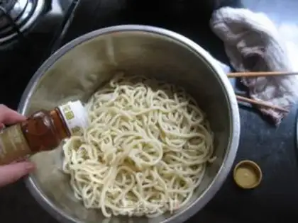 Make Hot dry noodles step 11
