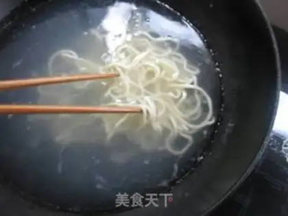Make Hot dry noodles step 14