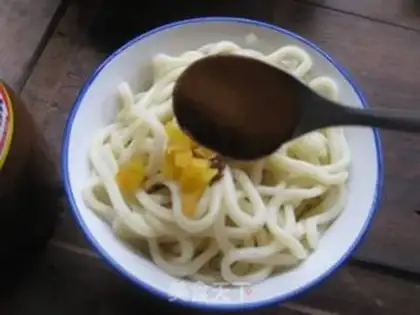 Make Hot dry noodles step 16
