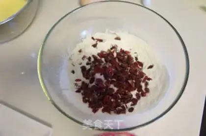 Make Cranberry McPhone step 6
