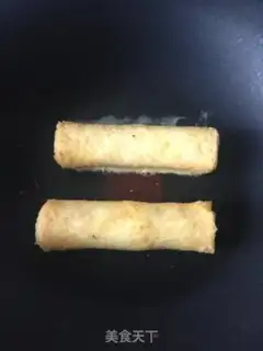 Make The sausage roll step 6