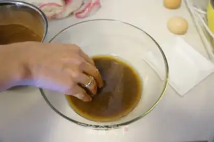 Make A candy banana chocolate cake step 1