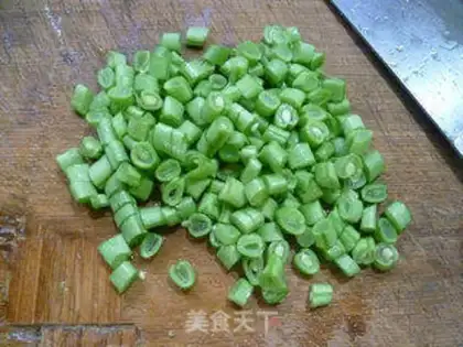 Make Plum bean pork fried rice step 2