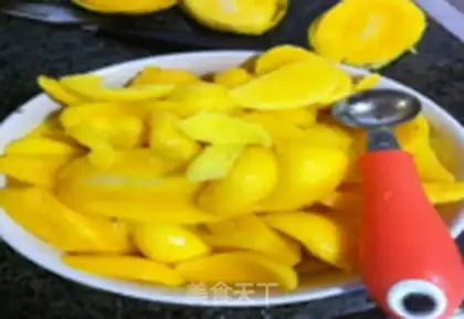 Make Mango juice step 0