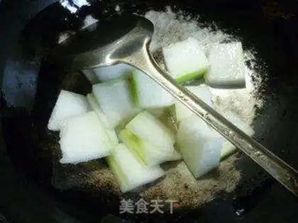 Make Crab fungus soup step 3