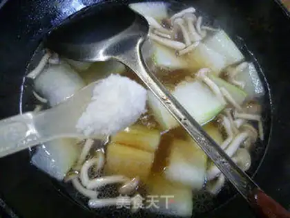 Make Crab fungus soup step 7
