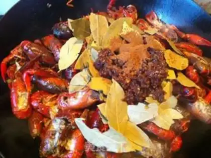 Make Spicy lobster step 5