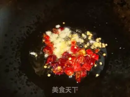 Make Spicy red potato leaves step 3