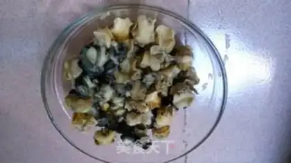 Make Dutch bean snails step 2