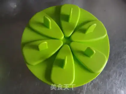 Make Tits and ice cream step 4
