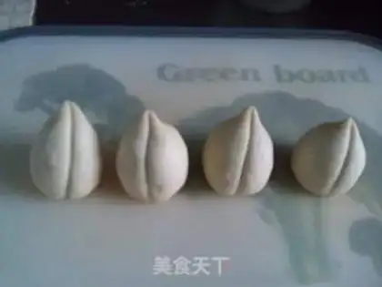 Make A simple version of peaches step 8