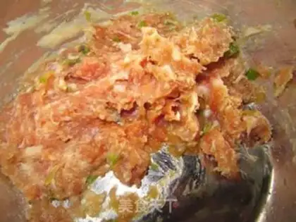 Make Spinach meatball soup step 1