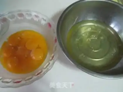 Make Rolling sugar cake step 1