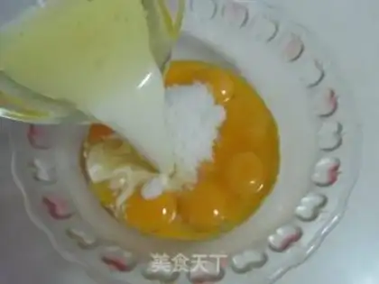 Make Rolling sugar cake step 2
