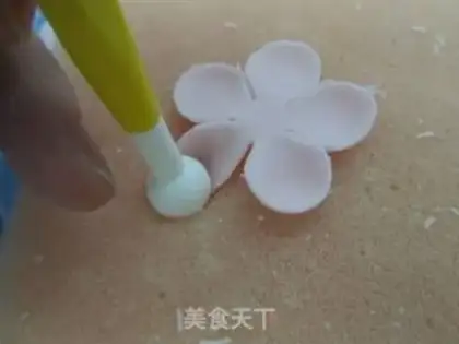 Make Rolling sugar cake step 27