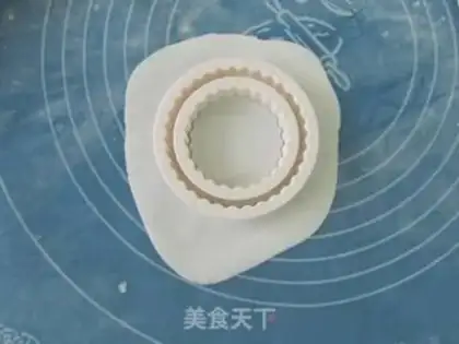 Make Rolling sugar cake step 51