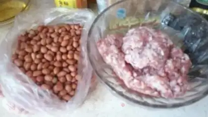 Make Homemade chili sauce step 1